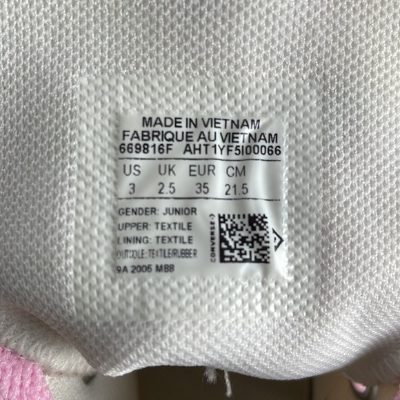 CONVERSE•CHUCK TAYLOR ALL STAR•HI TOPS•UNICORNS•MULTICOLOR•KIDS 3 - Picture 5 of 7